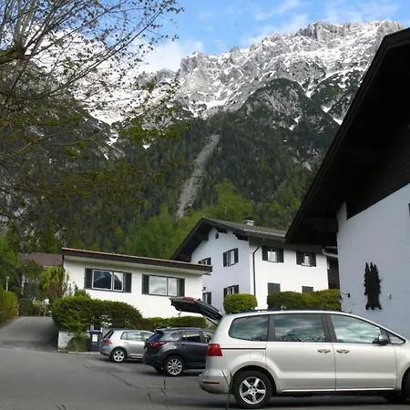 Am Isarhang -551- Διαμέρισμα Mittenwald